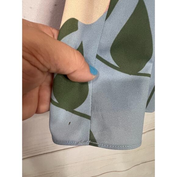 Crosby by Mollie Burch XS Sleeveless Top Blue Floral - Picture 4 of 7